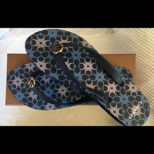 COACH Alessa Rubber/Geo Signature Navy Flip Flops